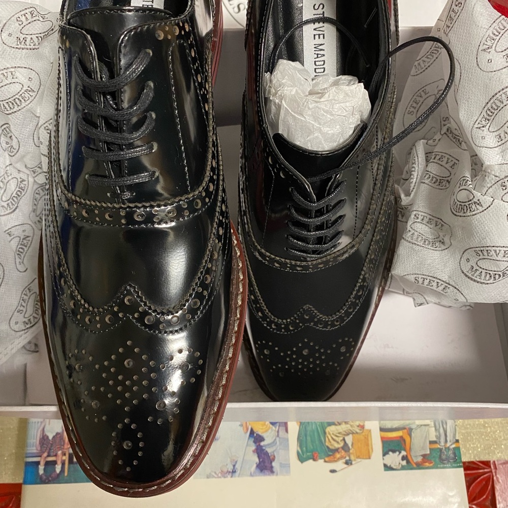 New Steve Madden black size 9,black shoes